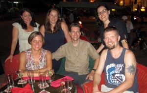 Three Aussies and a Brit brighten our night with good company and tasty margaritas. Great traveling with you, Kairi, Lisa, Chelsea and Bob!