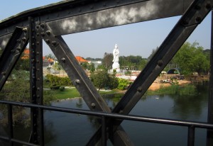 Big Buddha through the bridge